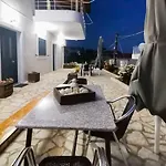 Apartment Dina's Himare