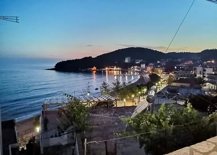 Dina's * Himarë
